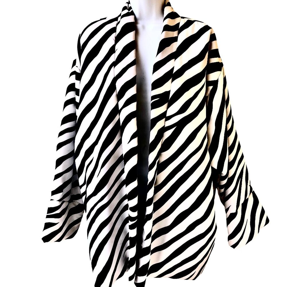 Natori Vintage 90's Jacket PUFFY Coat Lined Black & White Pockets Zebra Print - Picture 8 of 15